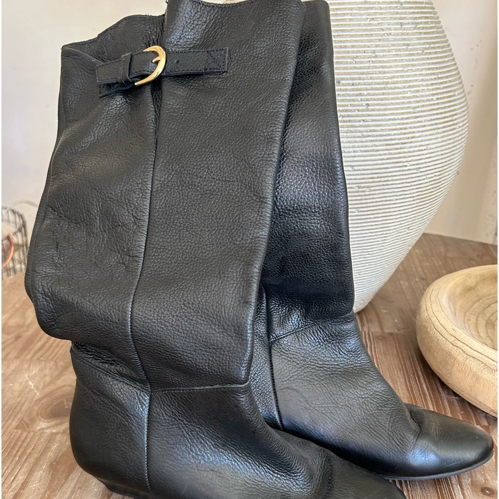 Intyce black leather knee-high boots size 7 1/2